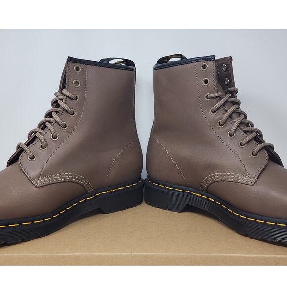 DS Doc Martens 1460 Pascal Leather BROWN Size 10 - Picture 6 of 7